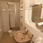 17 - Ferienresidenz Roseneck, Galeriewohnung, Mit Schwimmbad In Bei Feldberg